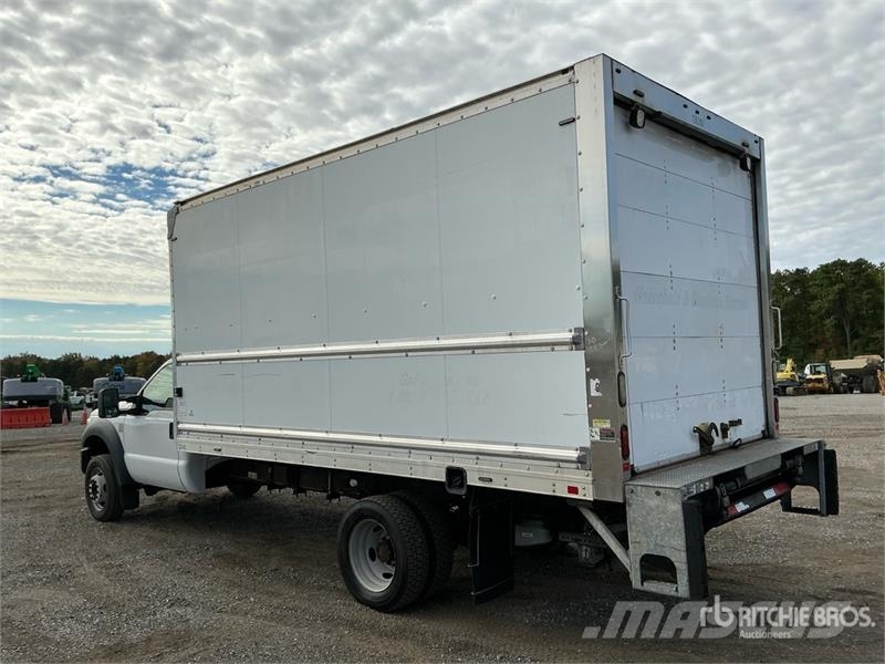 Ford F-450 4x2 Van Truck Box trucks