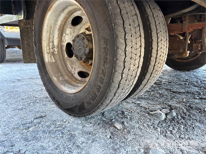 Ford F-450 XL 4x2 Crew Cab Utility Truck Utilitaire benne