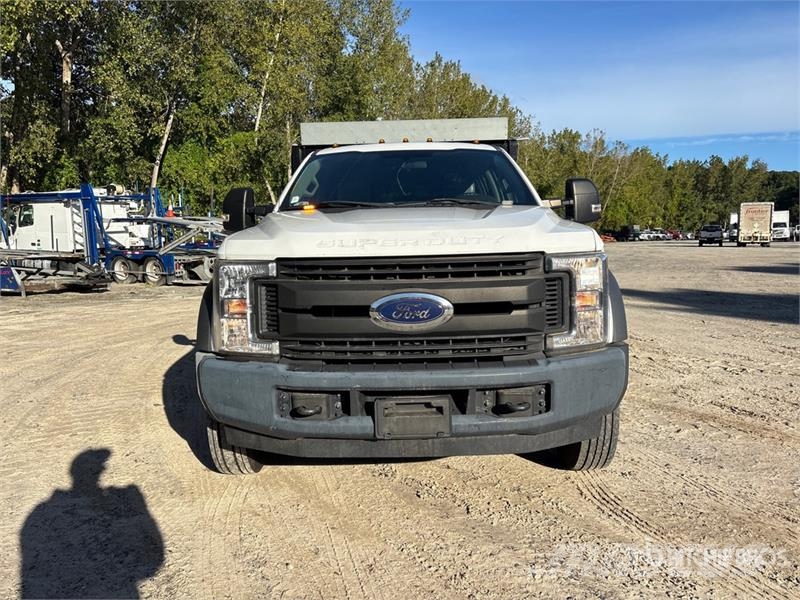 Ford F-450 XL 4x2 Crew Cab Flatbed Dump Truck Kiperi kamioni