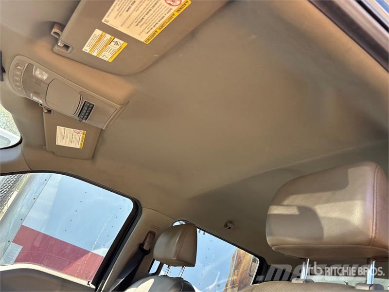 Ford F-450 XL 4x2 Crew Cab Utility Truck Utilitaire benne