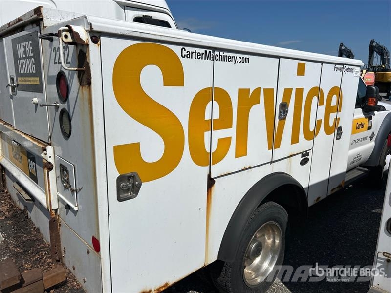 Ford F-450 XL 4x2 Utility Truck (Inoperable) Pik up kamioni