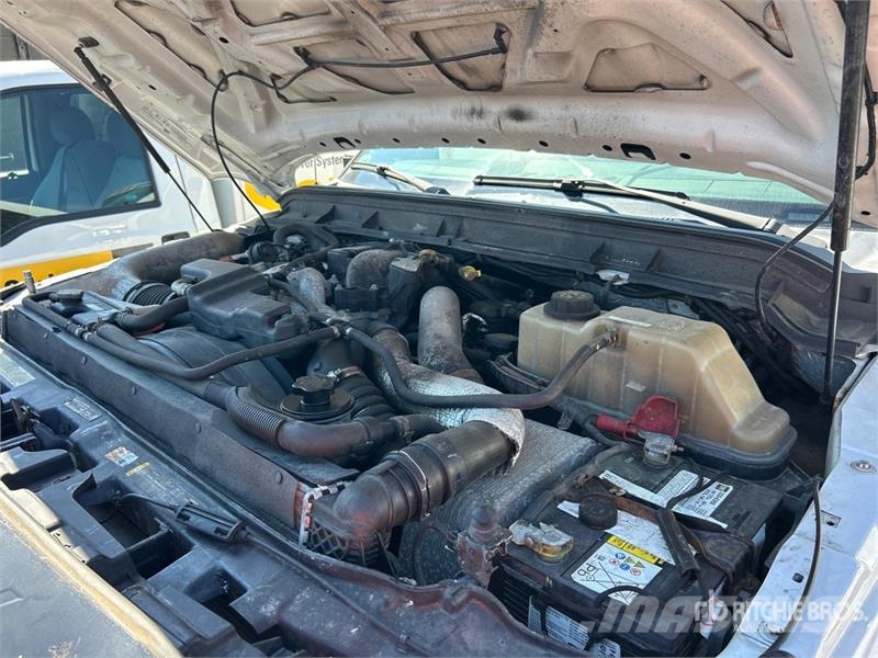 Ford F-450 XL 4x2 Utility Truck (Inoperable) Pik up kamioni