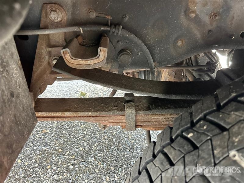 Ford F-450 XL 4x2 Utility Truck (Inoperable) Pik up kamioni