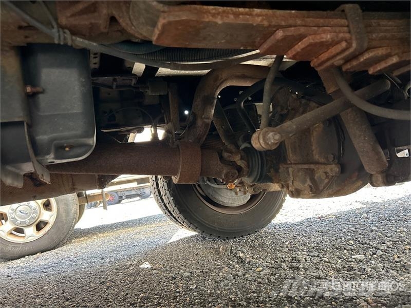 Ford F-450 XL 4x2 Utility Truck (Inoperable) Pik up kamioni