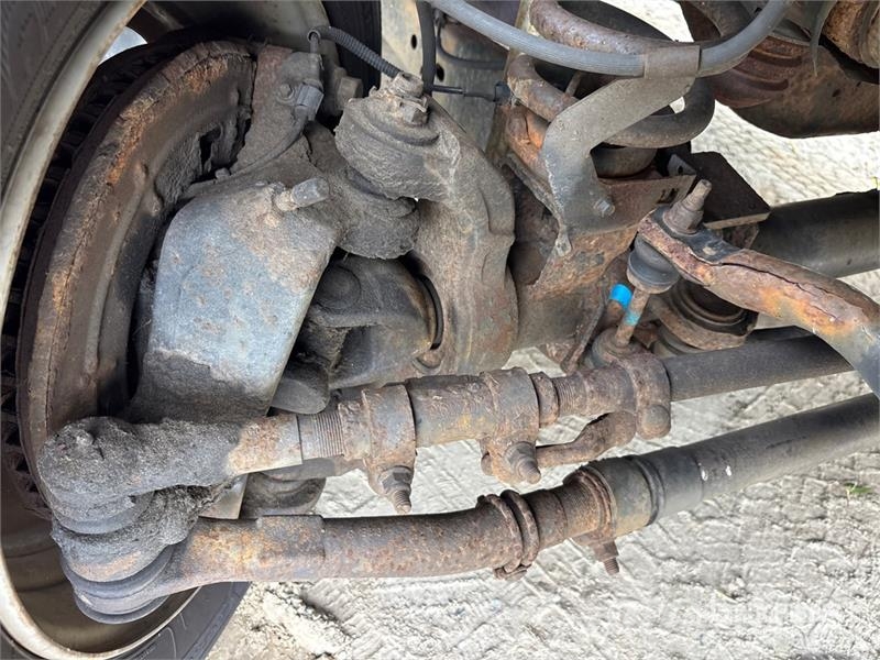 Ford F-450 XL 4x4 Enclosed Utility Truck (Inoperable) 皮卡车