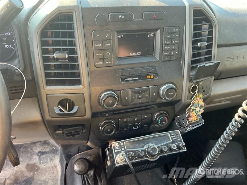 Ford F-450 XL 4x4 Extended Cab Service Truck Vehículos municipales multiusos