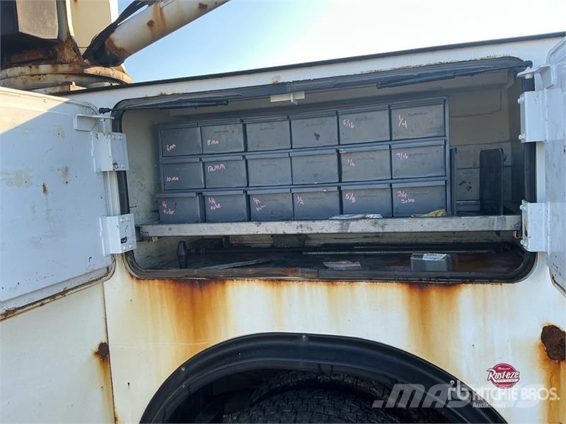 Ford F-450 XL 4x4 Extended Cab Service Truck Vehículos municipales multiusos