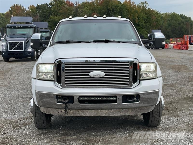 Ford F-450 XL 4x4 Utility Truck Pick up de caixa aberta