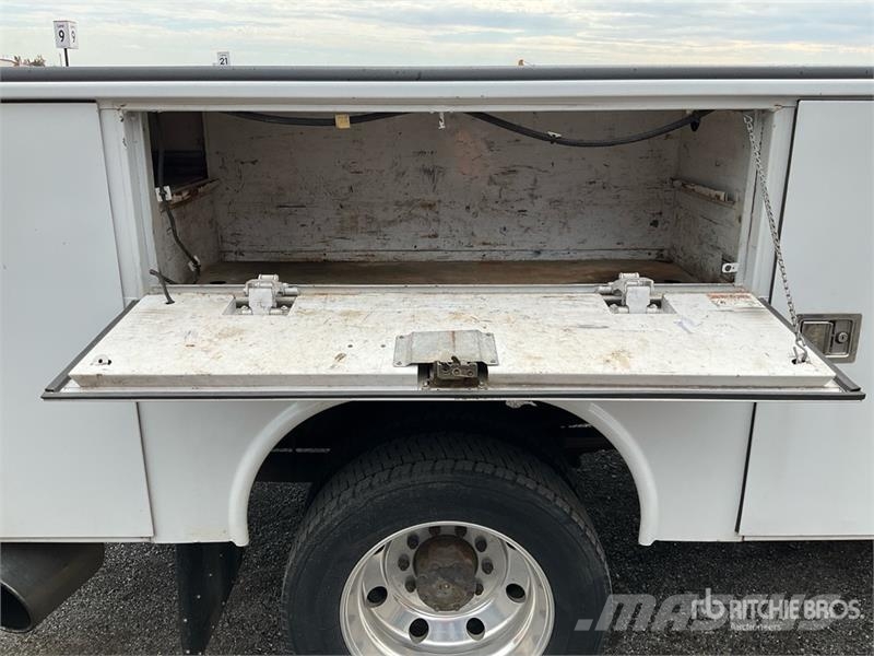Ford F-450 XL 4x4 Utility Truck Pick up de caixa aberta