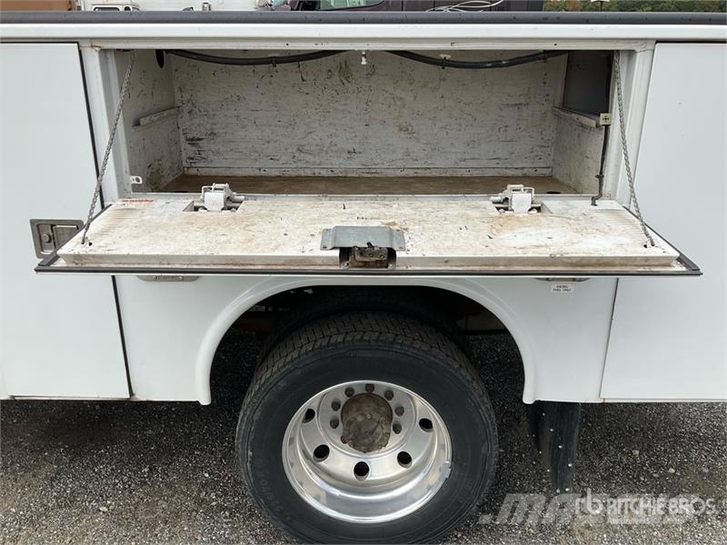 Ford F-450 XL 4x4 Utility Truck Pick up de caixa aberta