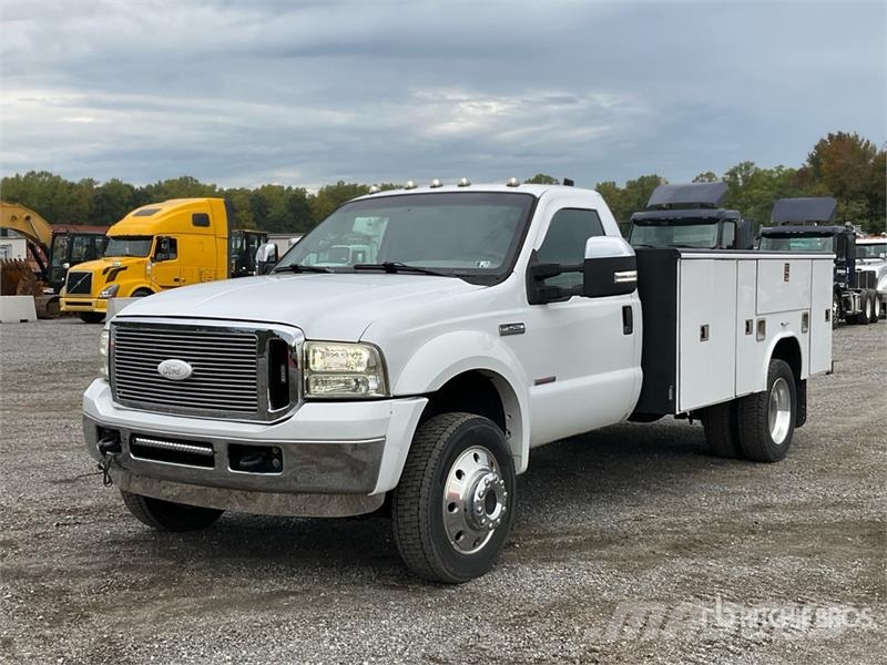 Ford F-450 XL 4x4 Utility Truck Pick up de caixa aberta