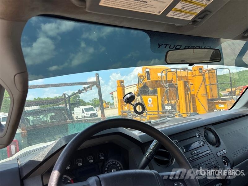 Ford F-550 مركبات إصلاح الأعطال