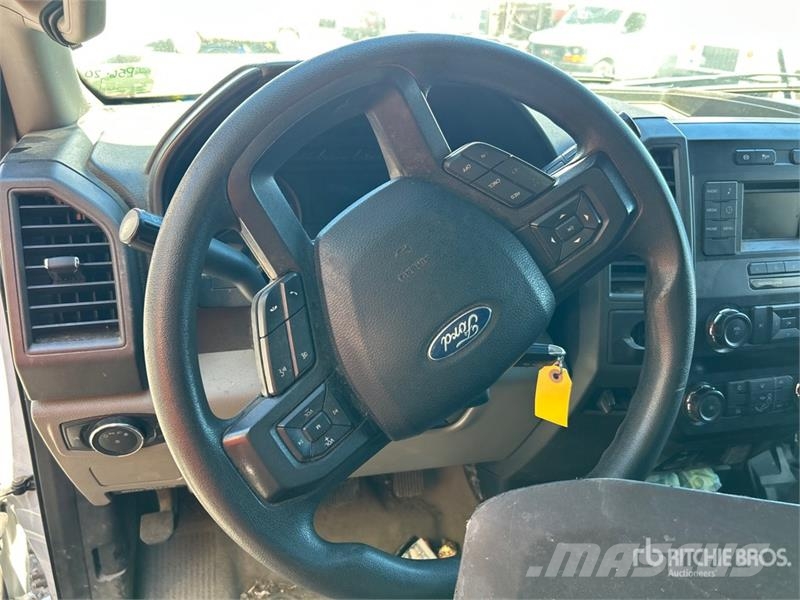 Ford F-550 Kiper tovornjaki