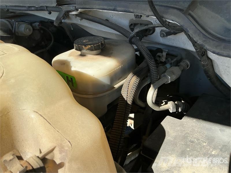 Ford F-550 شاحنات قلابة