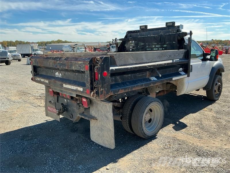 Ford F-550 شاحنات قلابة