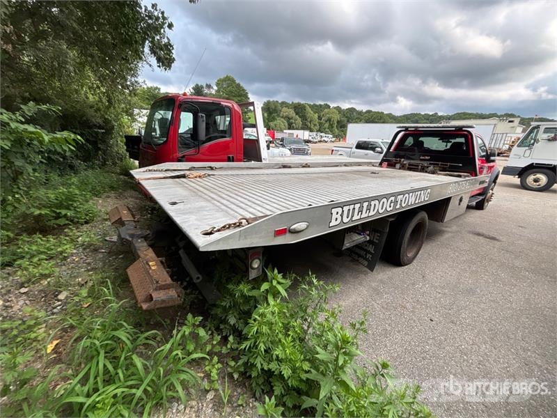Ford F-550 Hinausautot