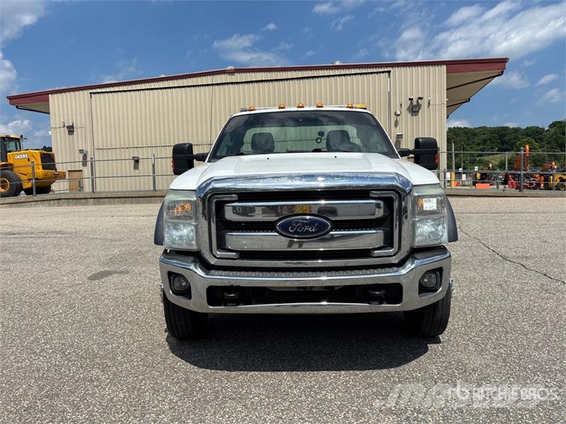 Ford F-550 مركبات إصلاح الأعطال