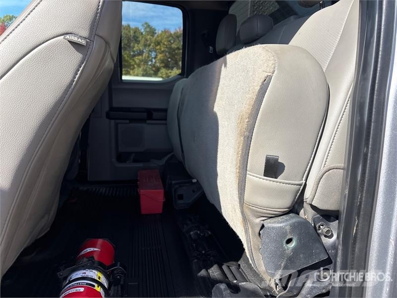 Ford F-550 Pilsētas atkritumvedēji