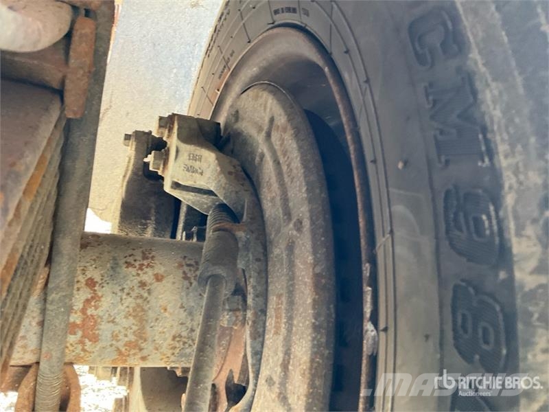 Ford F-550 Φορτηγά Ανατροπή