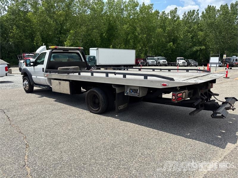 Ford F-550 مركبات إصلاح الأعطال