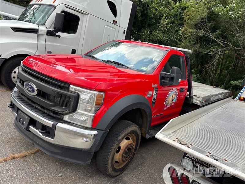 Ford F-550 Hinausautot