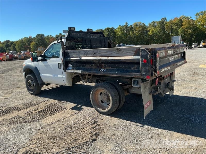 Ford F-550 شاحنات قلابة