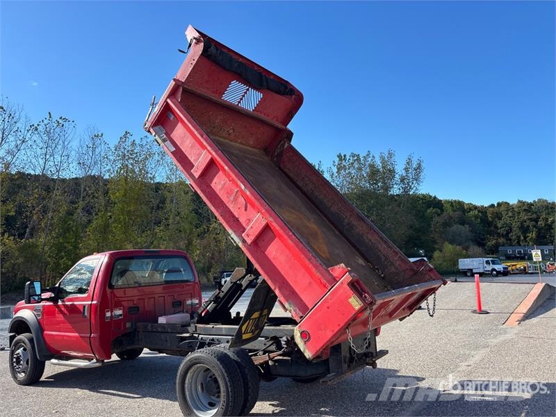 Ford F-550 Tippbil
