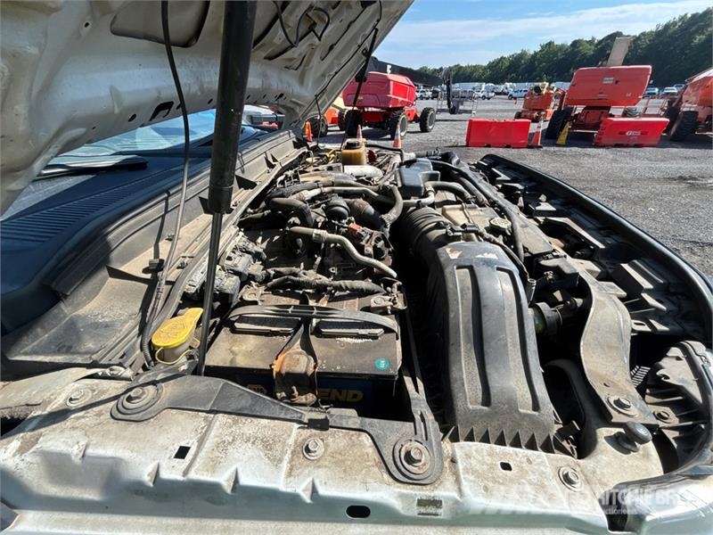 Ford F-550 Φορτηγά Kαρότσα με ανοιγόμενα πλαϊνά