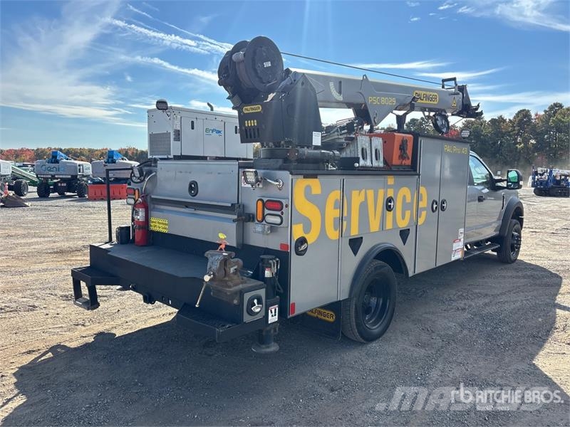 Ford F-550 Pilsētas atkritumvedēji