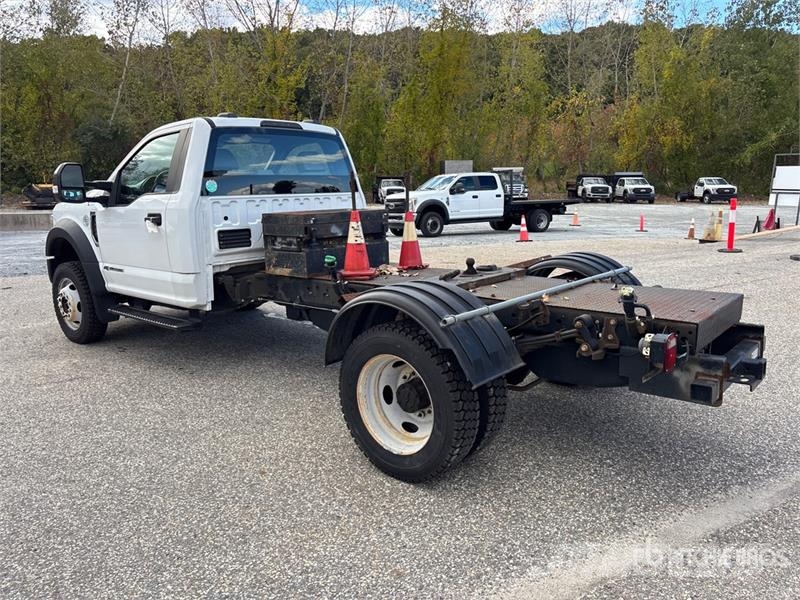 Ford F-550 4x2 Hotshot Versatile Hauler Truck Cavalos mecânicos