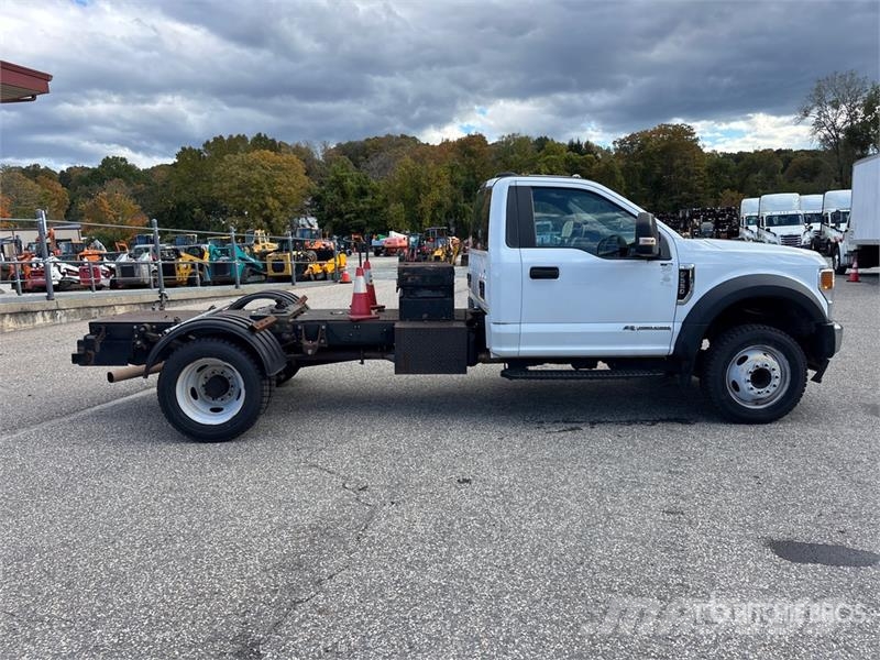 Ford F-550 4x2 Hotshot Versatile Hauler Truck Cavalos mecânicos