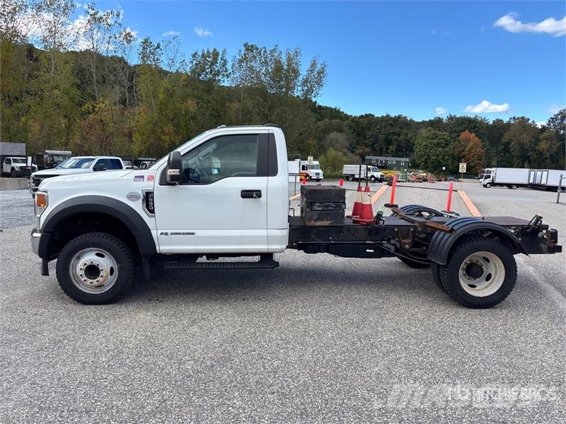 Ford F-550 4x2 Hotshot Versatile Hauler Truck Cavalos mecânicos