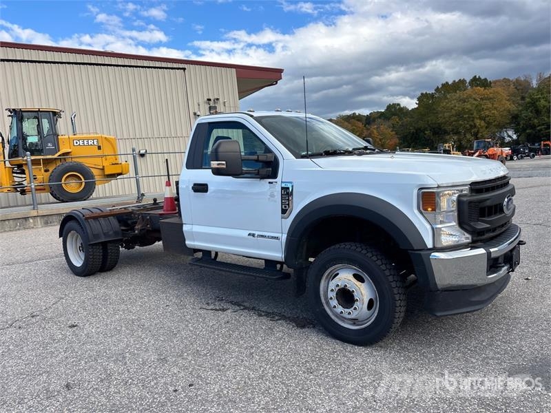 Ford F-550 4x2 Hotshot Versatile Hauler Truck Cavalos mecânicos