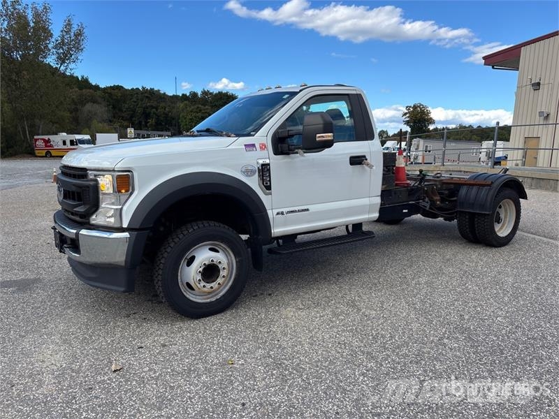 Ford F-550 4x2 Hotshot Versatile Hauler Truck Cavalos mecânicos