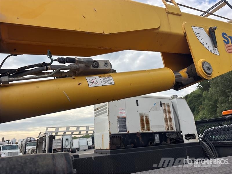 Ford F-550 4x2 Service Truck مركبات الأغراض العامة