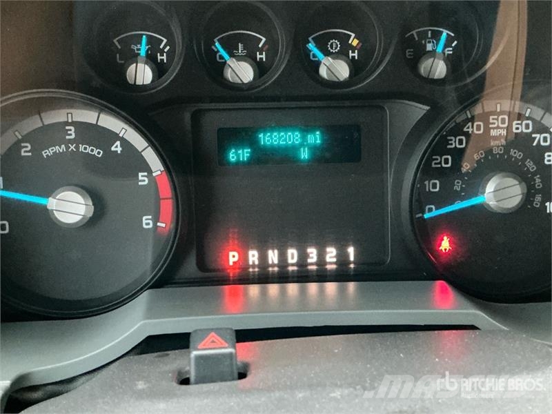 Ford F-550 4x2 Service Truck Veículos municipais / de uso geral