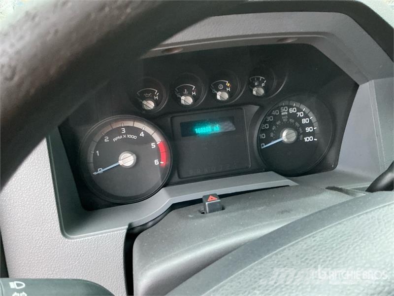 Ford F-550 4x2 Service Truck Veículos municipais / de uso geral