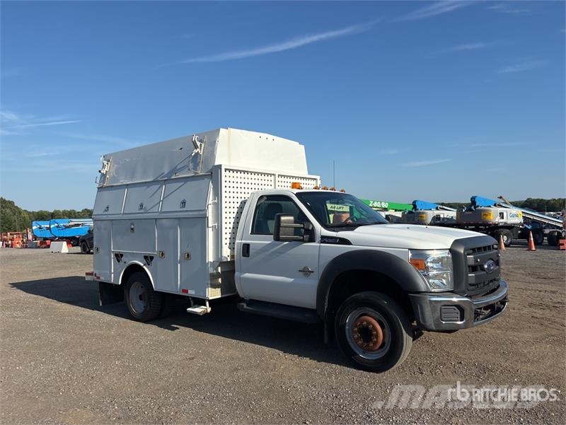 Ford F-550 4x2 Utility Truck Pickup/planbiler