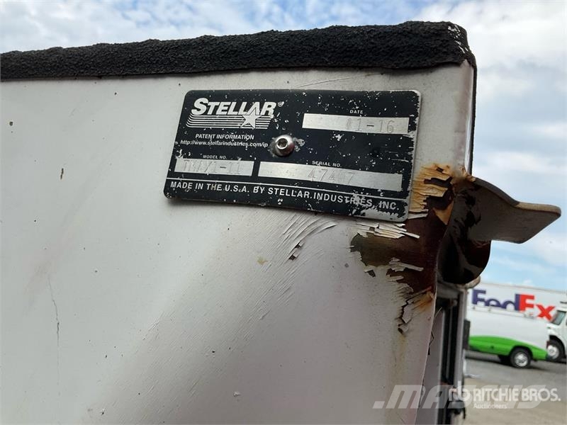 Ford F-550 4x2 Utility Truck (Inoperable) Madelkaubikud