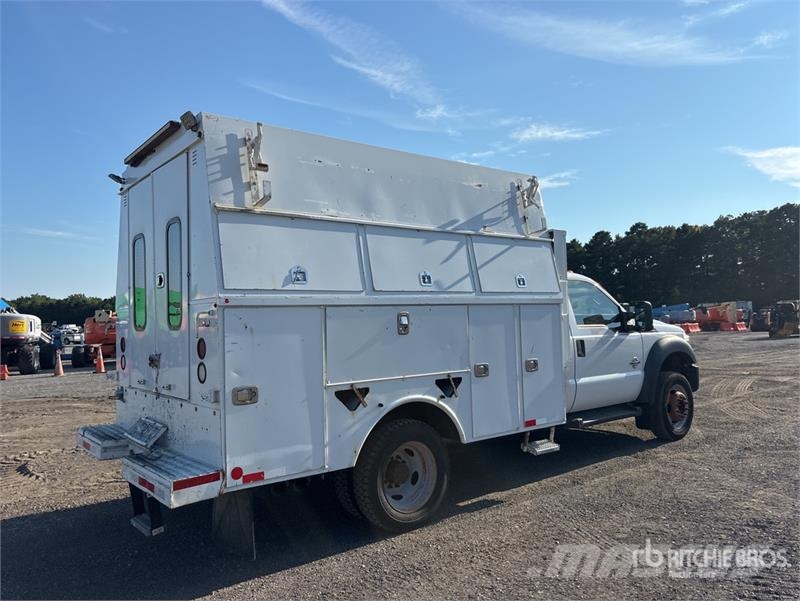 Ford F-550 4x2 Utility Truck Pickup/planbiler