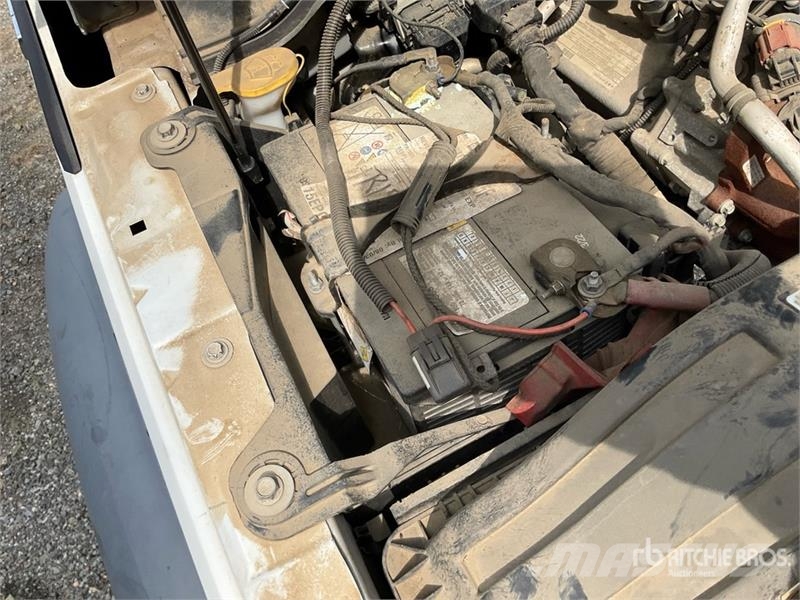 Ford F-550 4x2 Utility Truck (Inoperable) Madelkaubikud