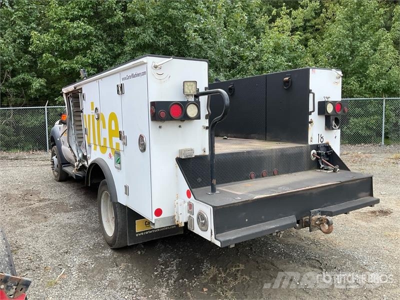Ford F-550 4x2 Utility Truck (Inoperable) Madelkaubikud
