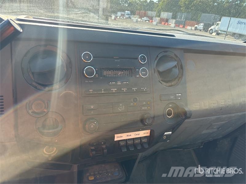 Ford F-550 4x2 Utility Truck Pickup/planbiler