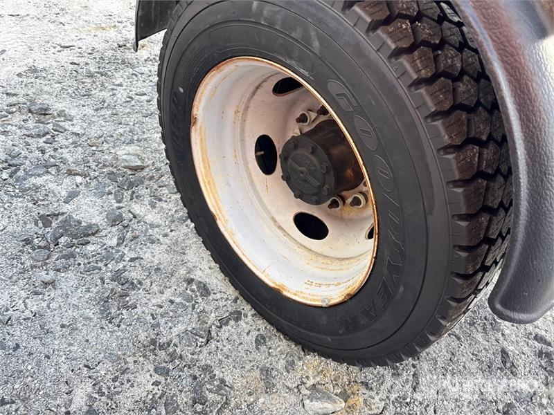 Ford F-550 4x2 XL Versatile Hauler Truck Motrici e Trattori Stradali
