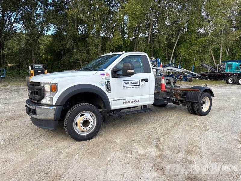 Ford F-550 4x2 XL Versatile Hauler Truck Motrici e Trattori Stradali