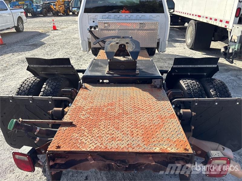 Ford F-550 4x2 XL Versatile Hauler Truck Motrici e Trattori Stradali