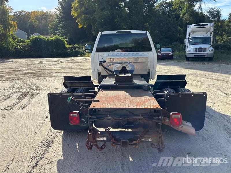 Ford F-550 4x2 XL Versatile Hauler Truck Motrici e Trattori Stradali