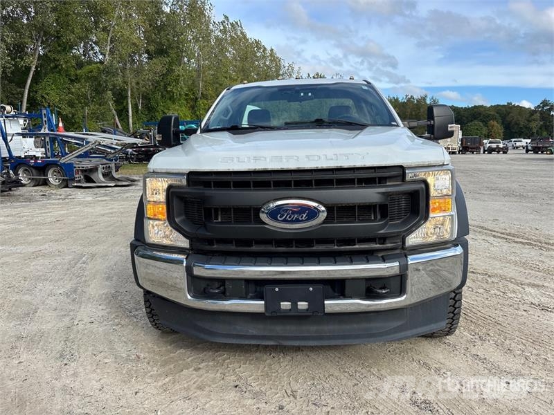 Ford F-550 4x2 XL Versatile Hauler Truck Motrici e Trattori Stradali