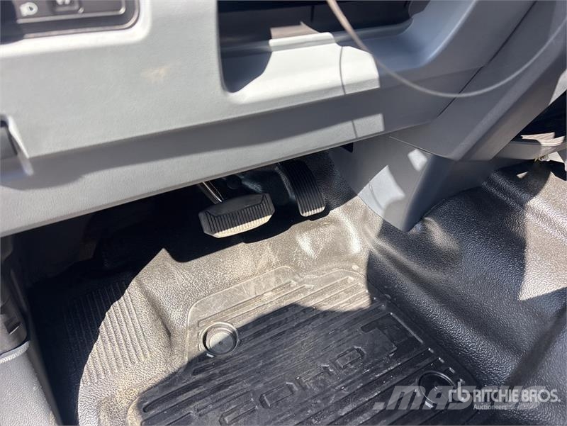 Ford F-550 4x4 Extended Cab Service Truck Komunalna vozila za opštu namenu