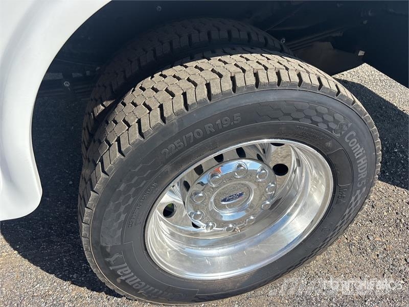 Ford F-550 4x4 Extended Cab Service Truck Komunalna vozila za opštu namenu